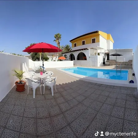 Duke Con Piscina En Charco Del Pino Granadilla De Abona